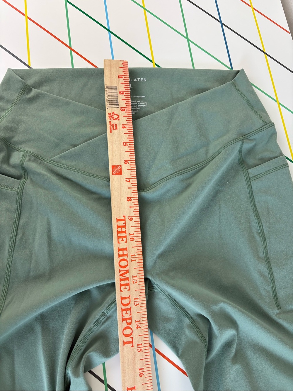 Blogilates Green High-Waist Flare Leggings XL EUC Yoga Minimalist Clean Girl - Picture 9 of 10
